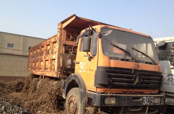 重庆荣昌报废车回收,车辆报废回收公司